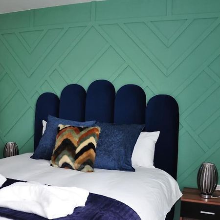 Stunning 2 Bedroom Apt Milton Keynes Kültér fotó