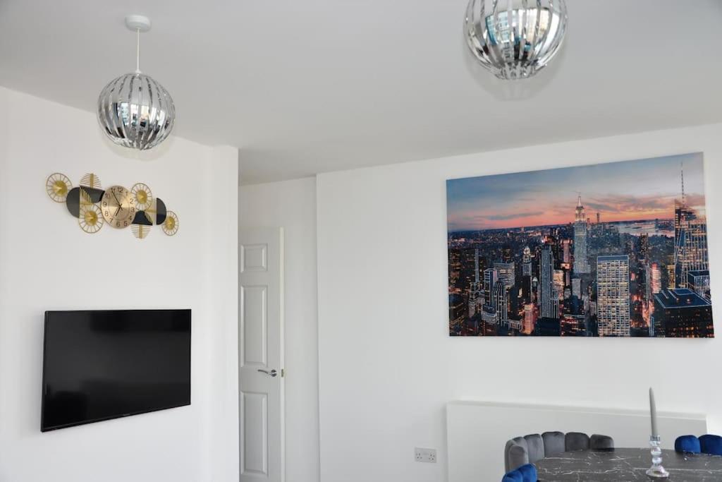 Stunning 2 Bedroom Apt Milton Keynes Kültér fotó