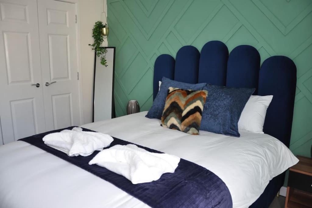 Stunning 2 Bedroom Apt Milton Keynes Kültér fotó