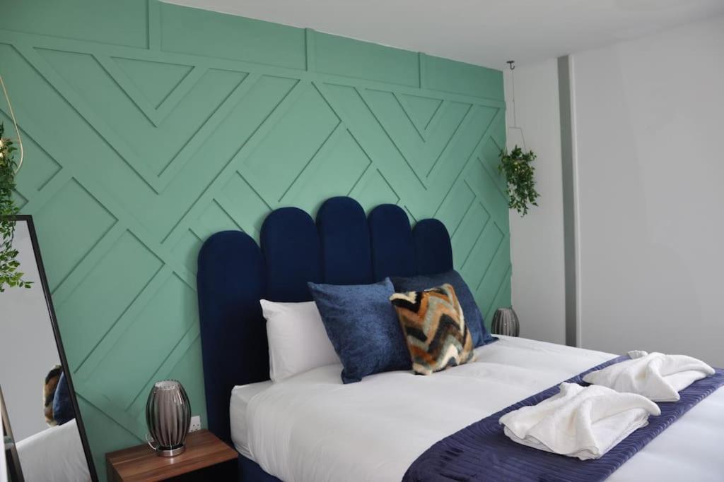 Stunning 2 Bedroom Apt Milton Keynes Kültér fotó